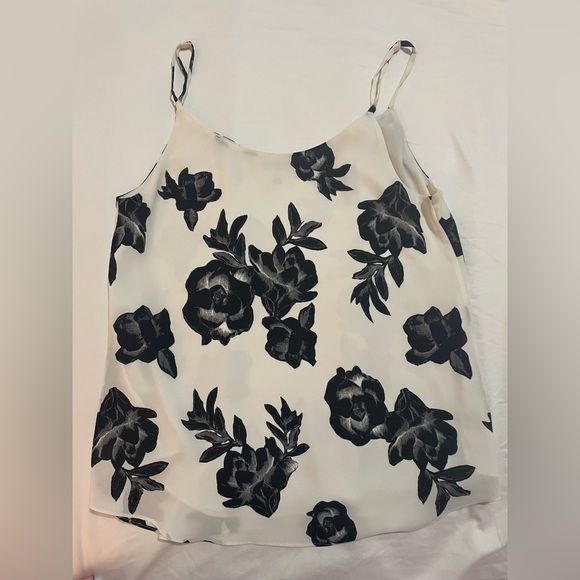 Aritzia Cami tank in US XS - Picture 7 of 9